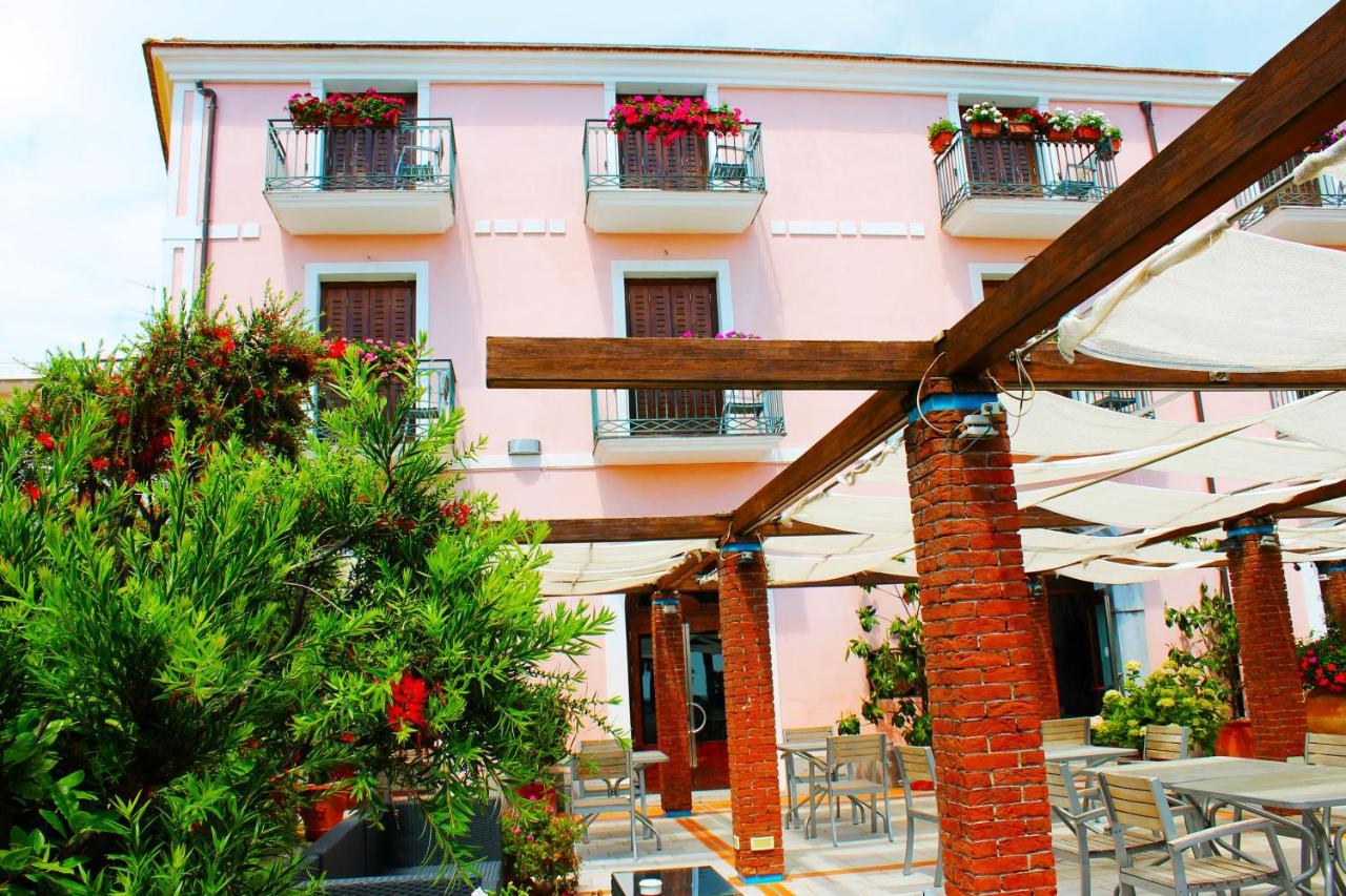 Hotel Pisacane Sapri Exterior foto